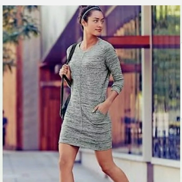 Athleta Dresses & Skirts - Athleta destiny dress size Small